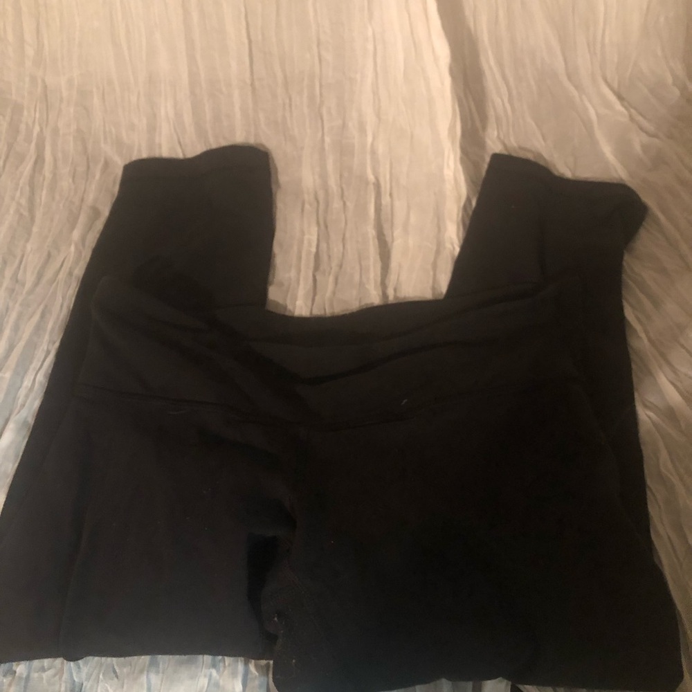 Black Lululemon crop leggings size Small